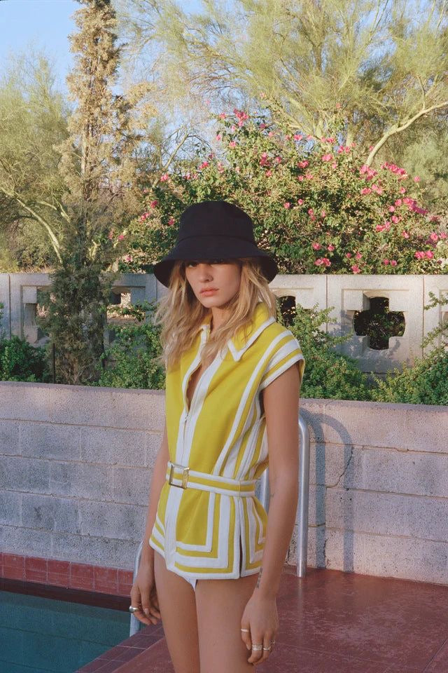 Bucket Hat PVC negro