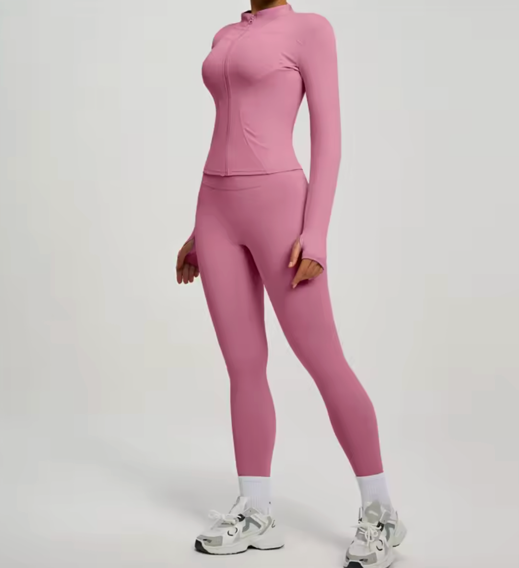 Conjunto de chamarra y leggins