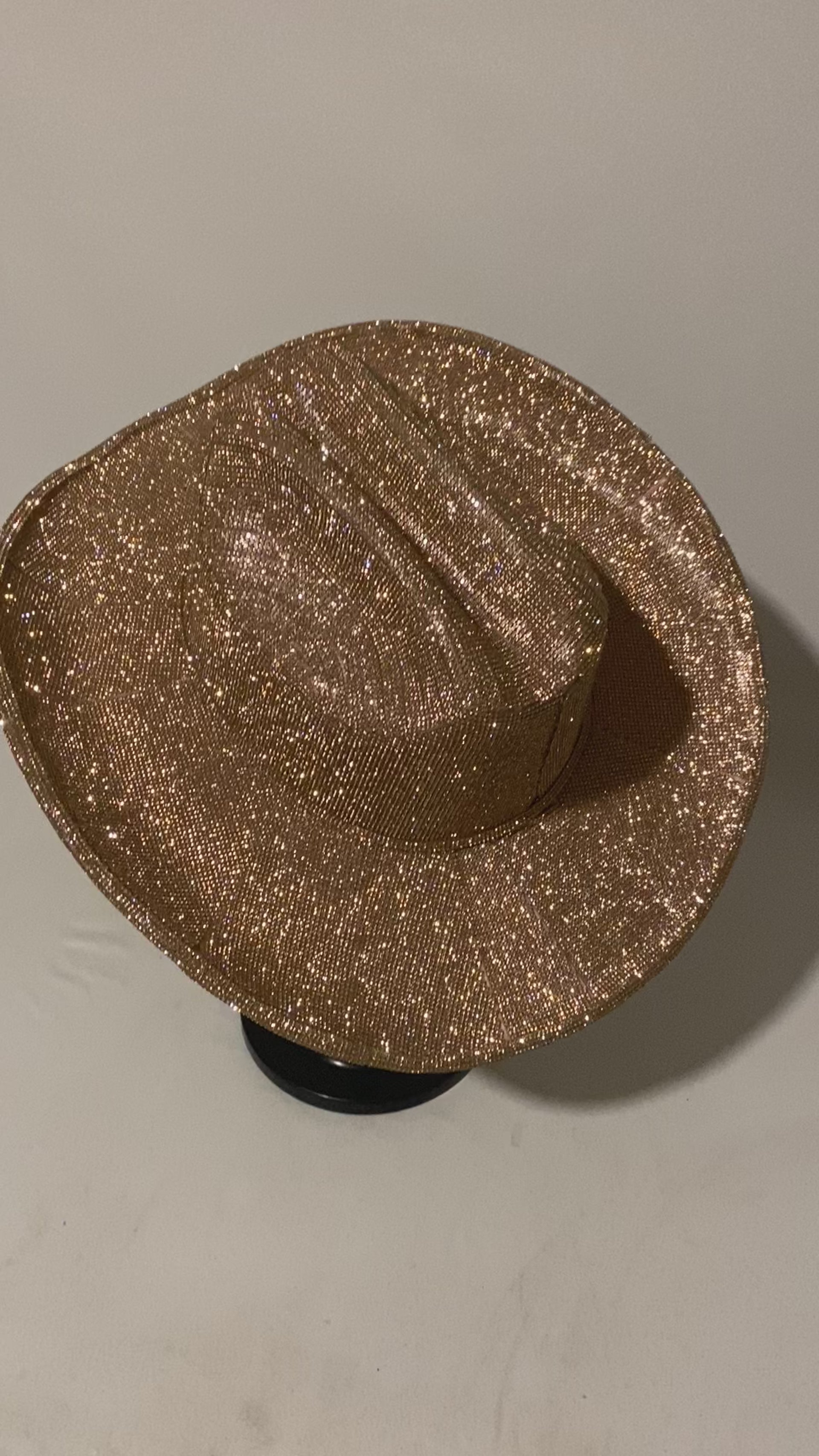 Tennessee Diamond Cowgirl