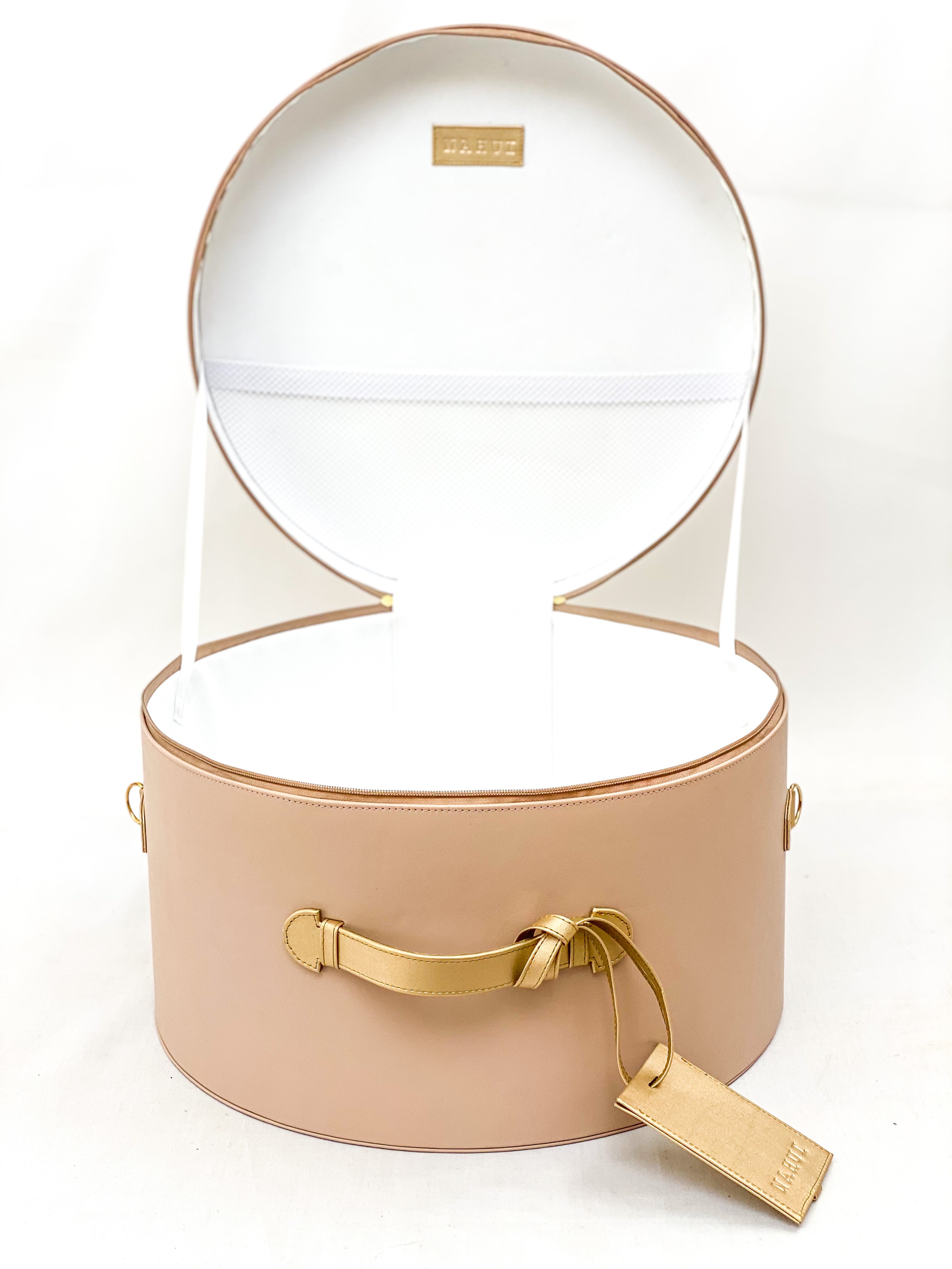 TRAVEL BAG