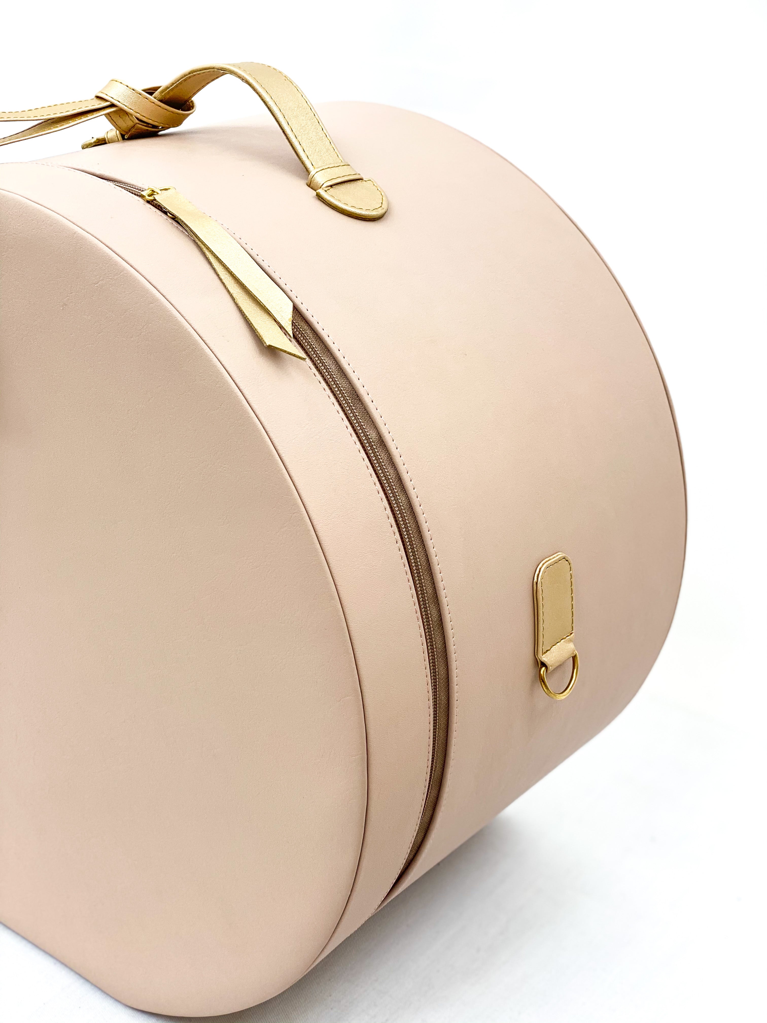 TRAVEL BAG