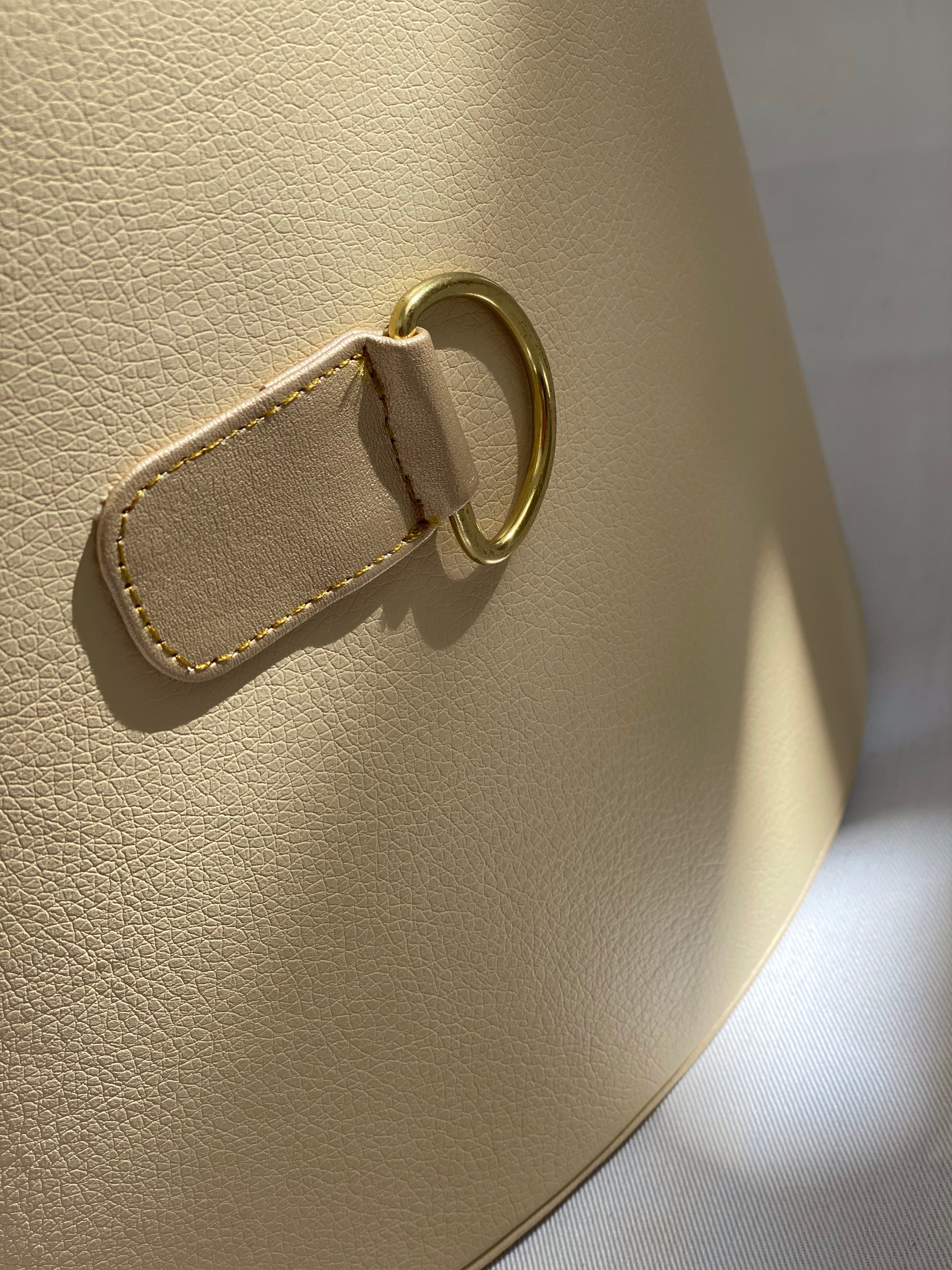 TRAVEL BAG