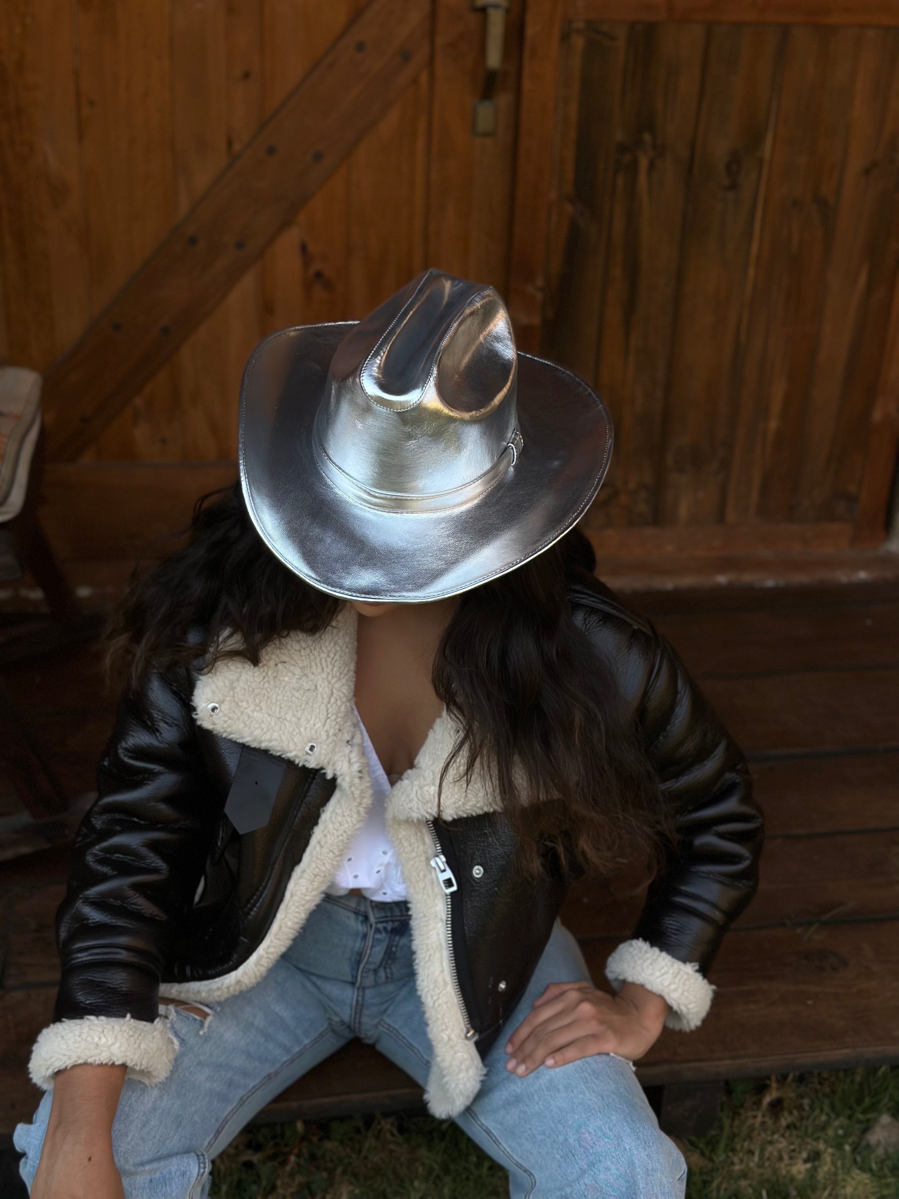 Texana Plateada Metallic Cowgirl