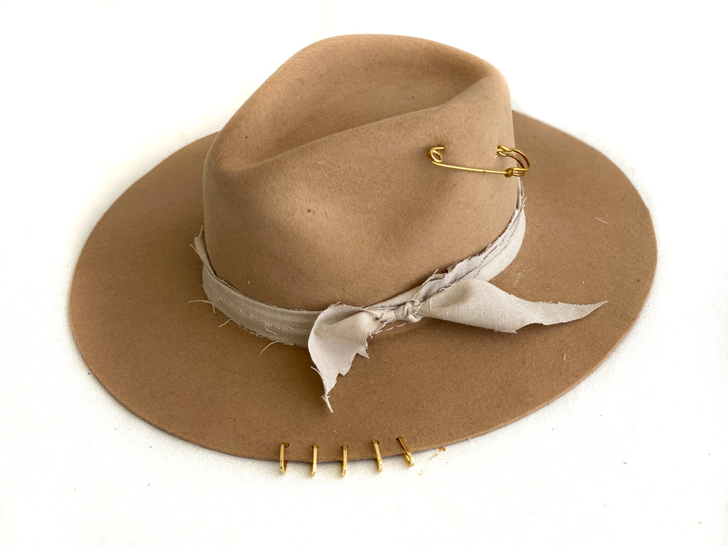 Golden Pin
